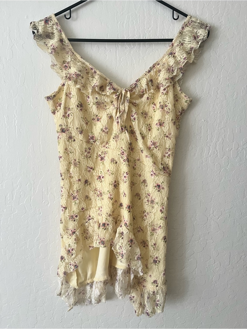 Kimchi Blue Yellow Floral Ruffle Lace Camisole